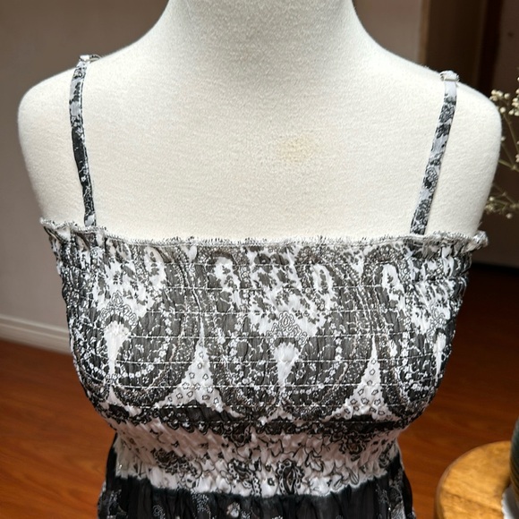 $10 Patterned Dress - Picture 2 of 5